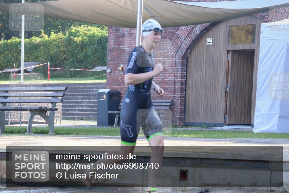 08.09.2024 - Stadtparktriathlon Luisa Fischer http://msf.ph/oto/6998740 08.09.2024 09:09:14 Schwimmen 146, 160, 166 meine-sportfotos.de