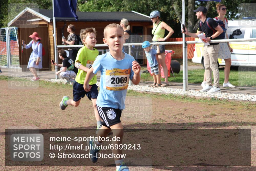 08.09.2024 - Airport Race Strokosch-Dieckow http://msf.ph/oto/6999243 08.09.2024 11:13:14 Ziel  meine-sportfotos.de