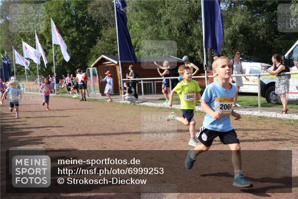 08.09.2024 - Airport Race Strokosch-Dieckow http://msf.ph/oto/6999253 08.09.2024 11:13:14 Ziel  meine-sportfotos.de