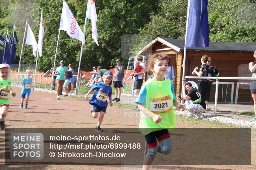 08.09.2024 - Airport Race Strokosch-Dieckow http://msf.ph/oto/6999488 08.09.2024 11:13:21 Ziel  meine-sportfotos.de