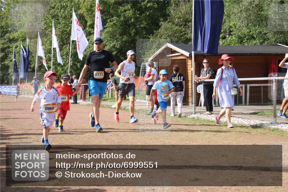 08.09.2024 - Airport Race Strokosch-Dieckow http://msf.ph/oto/6999551 08.09.2024 11:13:34 Ziel  meine-sportfotos.de