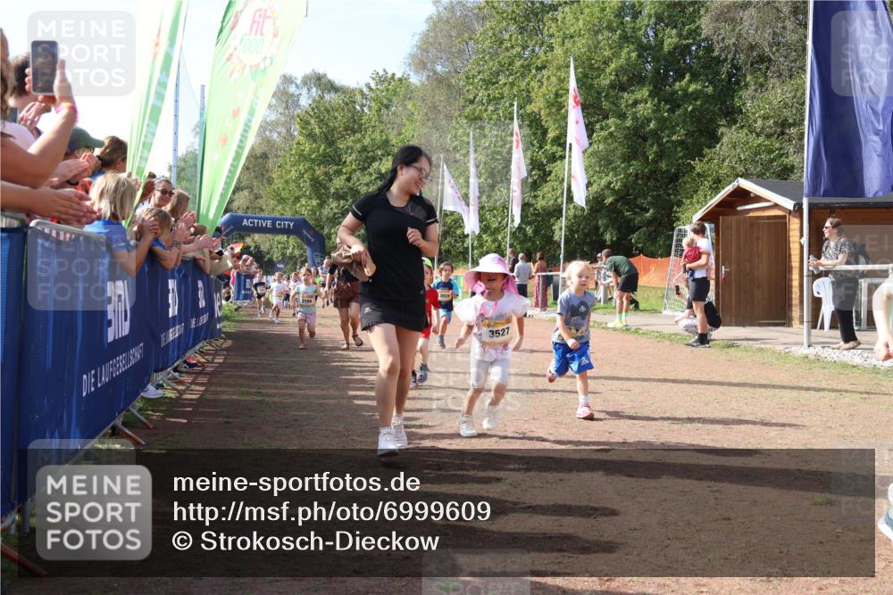 08.09.2024 - Airport Race Strokosch-Dieckow http://msf.ph/oto/6999609 08.09.2024 11:13:47 Ziel  meine-sportfotos.de