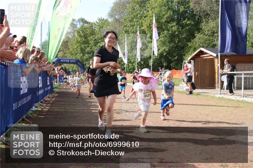 08.09.2024 - Airport Race Strokosch-Dieckow http://msf.ph/oto/6999610 08.09.2024 11:13:47 Ziel  meine-sportfotos.de