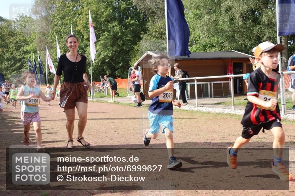 08.09.2024 - Airport Race Strokosch-Dieckow http://msf.ph/oto/6999627 08.09.2024 11:13:50 Ziel  meine-sportfotos.de