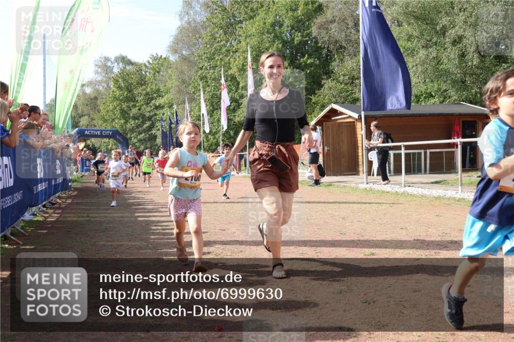 08.09.2024 - Airport Race Strokosch-Dieckow http://msf.ph/oto/6999630 08.09.2024 11:13:51 Ziel  meine-sportfotos.de