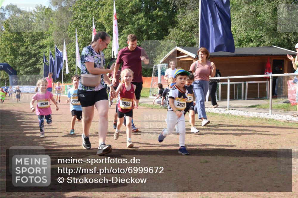 08.09.2024 - Airport Race Strokosch-Dieckow http://msf.ph/oto/6999672 08.09.2024 11:13:59 Ziel  meine-sportfotos.de