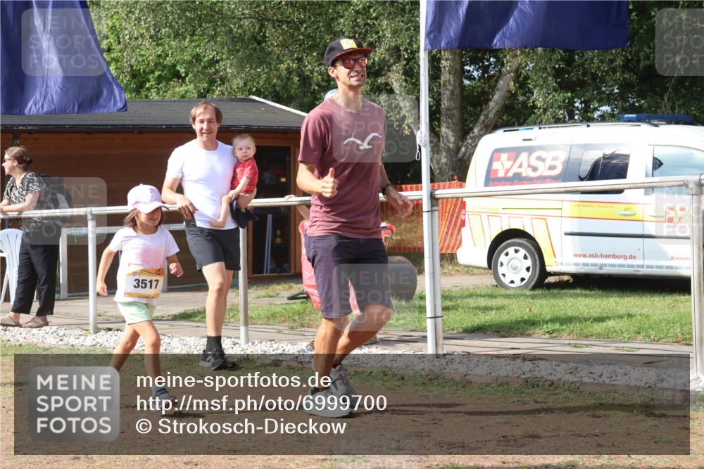 08.09.2024 - Airport Race Strokosch-Dieckow http://msf.ph/oto/6999700 08.09.2024 11:14:03 Ziel  meine-sportfotos.de