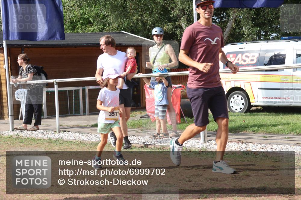 08.09.2024 - Airport Race Strokosch-Dieckow http://msf.ph/oto/6999702 08.09.2024 11:14:03 Ziel  meine-sportfotos.de