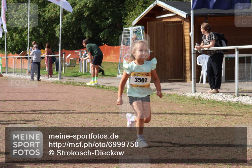 08.09.2024 - Airport Race Strokosch-Dieckow http://msf.ph/oto/6999750 08.09.2024 11:14:16 Ziel  meine-sportfotos.de