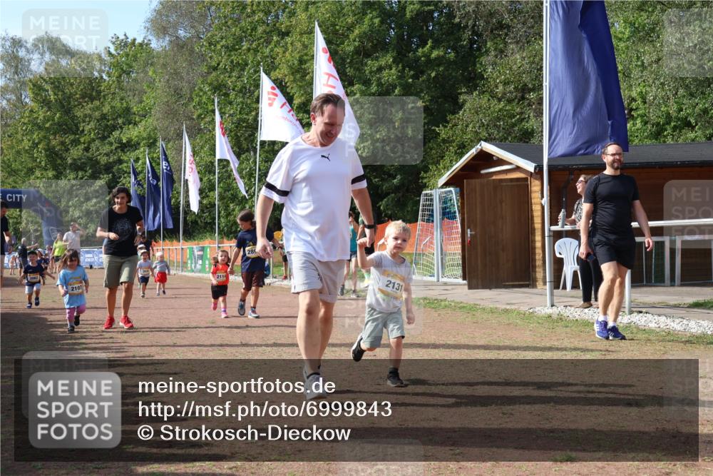 08.09.2024 - Airport Race Strokosch-Dieckow http://msf.ph/oto/6999843 08.09.2024 11:14:48 Ziel  meine-sportfotos.de