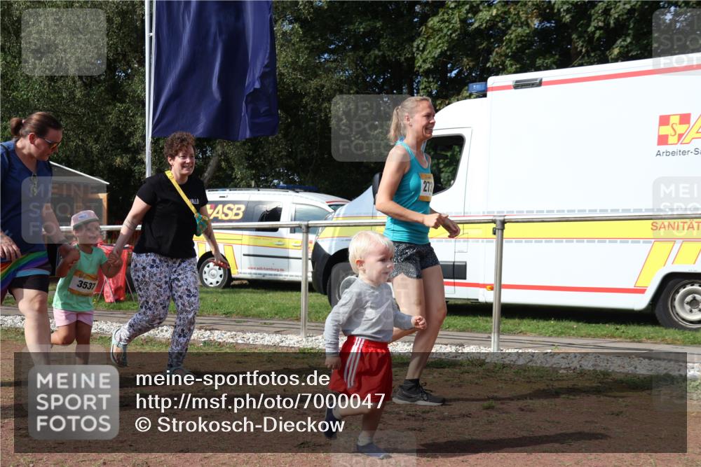 08.09.2024 - Airport Race Strokosch-Dieckow http://msf.ph/oto/7000047 08.09.2024 11:15:01 Ziel  meine-sportfotos.de