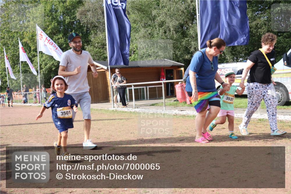 08.09.2024 - Airport Race Strokosch-Dieckow http://msf.ph/oto/7000065 08.09.2024 11:15:02 Ziel  meine-sportfotos.de