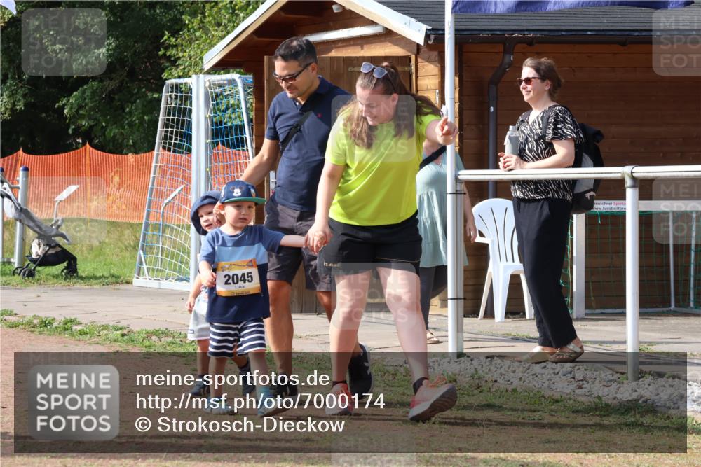08.09.2024 - Airport Race Strokosch-Dieckow http://msf.ph/oto/7000174 08.09.2024 11:15:15 Ziel  meine-sportfotos.de