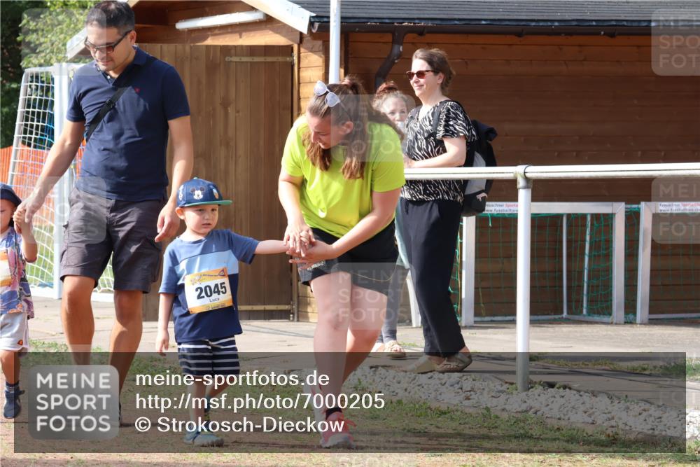 08.09.2024 - Airport Race Strokosch-Dieckow http://msf.ph/oto/7000205 08.09.2024 11:15:16 Ziel  meine-sportfotos.de