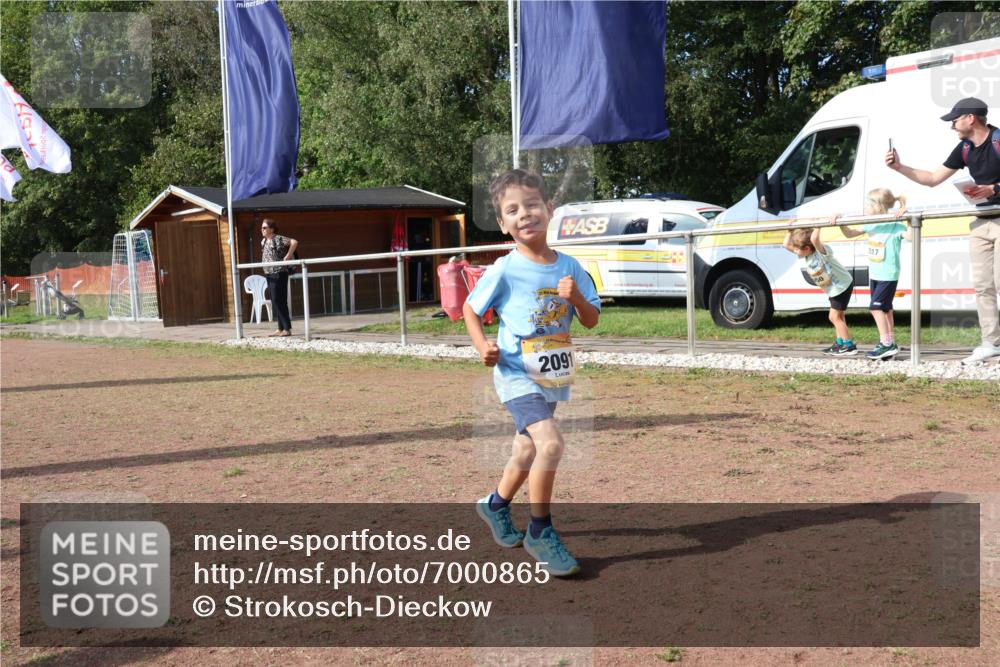 08.09.2024 - Airport Race Strokosch-Dieckow http://msf.ph/oto/7000865 08.09.2024 11:15:42 Ziel  meine-sportfotos.de