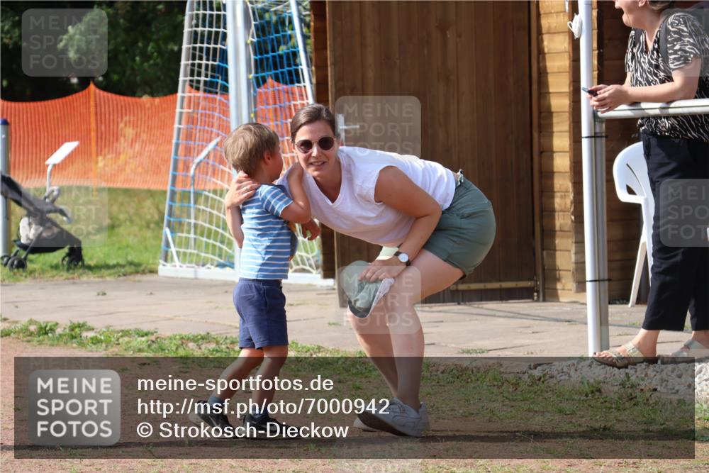 08.09.2024 - Airport Race Strokosch-Dieckow http://msf.ph/oto/7000942 08.09.2024 11:16:24 Ziel  meine-sportfotos.de