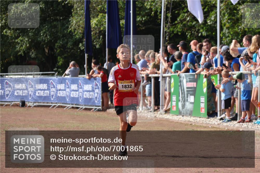 08.09.2024 - Airport Race Strokosch-Dieckow http://msf.ph/oto/7001865 08.09.2024 11:26:16 Ziel 1832, 1887, 3430 meine-sportfotos.de