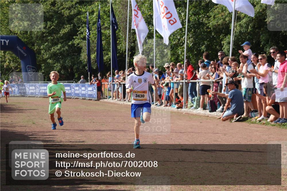 08.09.2024 - Airport Race Strokosch-Dieckow http://msf.ph/oto/7002008 08.09.2024 11:26:25 Ziel 1887, 1896, 1905, 3430 meine-sportfotos.de