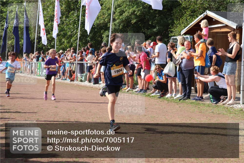 08.09.2024 - Airport Race Strokosch-Dieckow http://msf.ph/oto/7005117 08.09.2024 11:27:44 Ziel 1607, 1608, 1746, 1781, 1808, 1812, 1820, 1866, 1869, 1900, 1902, 1904, 1912, 1927, 3405, 3416, 3417, 3429, 3446 meine-sportfotos.de