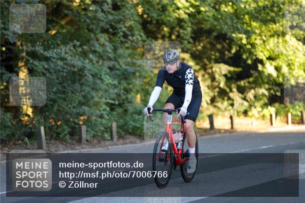 08.09.2024 - Stadtparktriathlon Zöllner http://msf.ph/oto/7006766 08.09.2024 08:02:29 Radfahren  meine-sportfotos.de