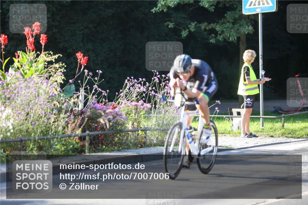 08.09.2024 - Stadtparktriathlon Zöllner http://msf.ph/oto/7007006 08.09.2024 08:49:55 Radfahren 49, 51, 59, 75 meine-sportfotos.de