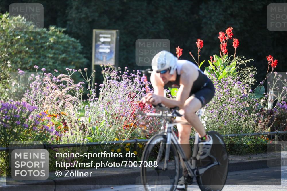 08.09.2024 - Stadtparktriathlon Zöllner http://msf.ph/oto/7007088 08.09.2024 08:50:01 Radfahren 5, 51, 59 meine-sportfotos.de