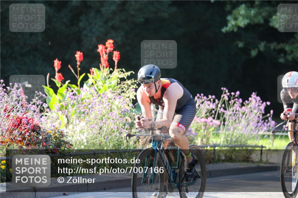 08.09.2024 - Stadtparktriathlon Zöllner http://msf.ph/oto/7007166 08.09.2024 08:50:20 Radfahren 1, 19, 22, 32, 86 meine-sportfotos.de