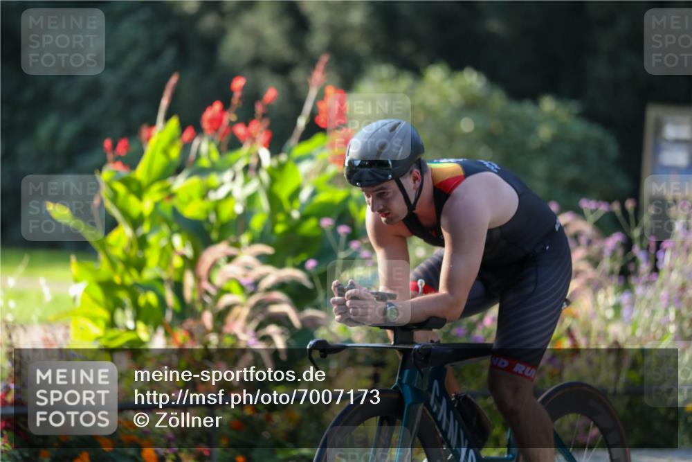 08.09.2024 - Stadtparktriathlon Zöllner http://msf.ph/oto/7007173 08.09.2024 08:50:20 Radfahren 1, 19, 22, 32, 86 meine-sportfotos.de