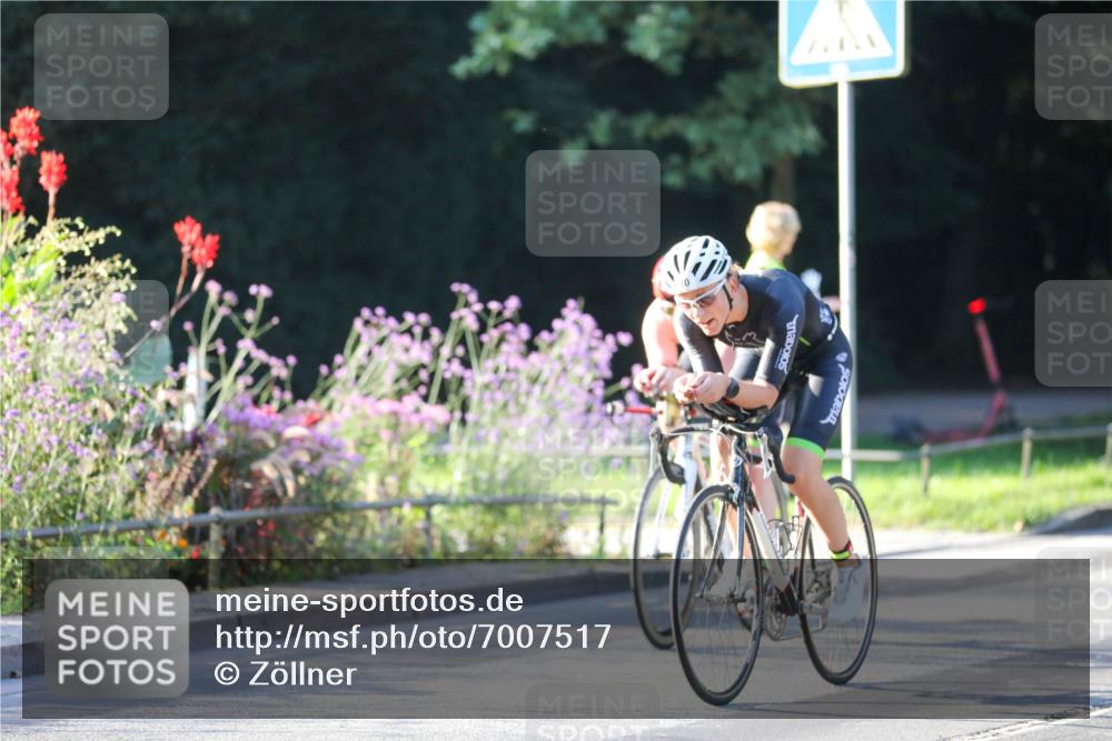 08.09.2024 - Stadtparktriathlon Zöllner http://msf.ph/oto/7007517 08.09.2024 08:51:14 Radfahren 20, 33, 71, 77, 80, 83 meine-sportfotos.de