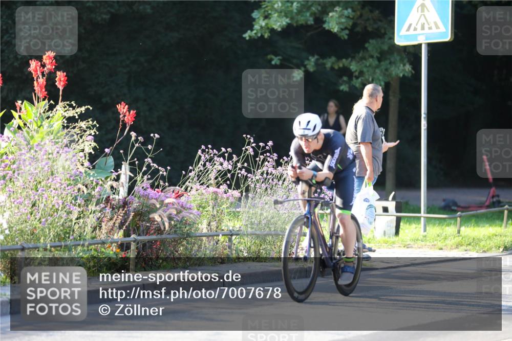 08.09.2024 - Stadtparktriathlon Zöllner http://msf.ph/oto/7007678 08.09.2024 08:51:40 Radfahren 78 meine-sportfotos.de