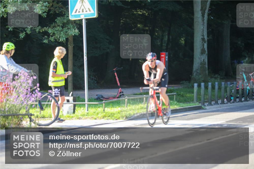 08.09.2024 - Stadtparktriathlon Zöllner http://msf.ph/oto/7007722 08.09.2024 08:51:52 Radfahren 18, 44, 55, 66 meine-sportfotos.de