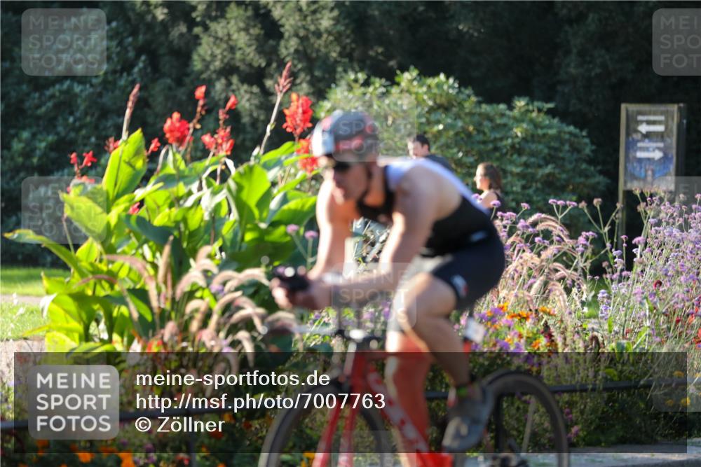 08.09.2024 - Stadtparktriathlon Zöllner http://msf.ph/oto/7007763 08.09.2024 08:51:53 Radfahren 18, 44, 55, 66 meine-sportfotos.de