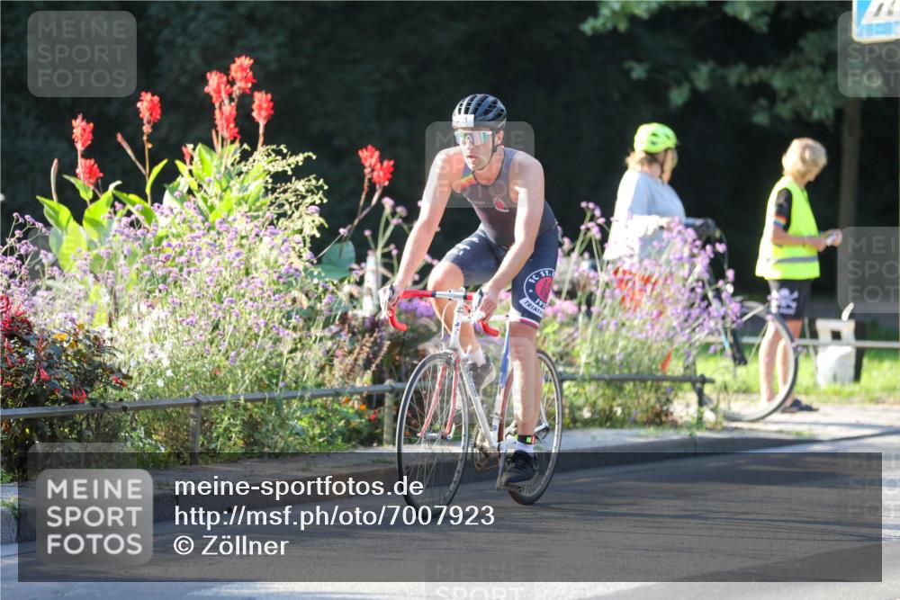 08.09.2024 - Stadtparktriathlon Zöllner http://msf.ph/oto/7007923 08.09.2024 08:52:06 Radfahren 3, 23, 31, 35, 54 meine-sportfotos.de