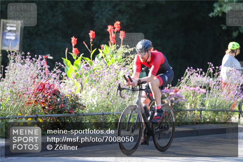 08.09.2024 - Stadtparktriathlon Zöllner http://msf.ph/oto/7008050 08.09.2024 08:52:15 Radfahren 31, 35, 40, 54, 72, 76 meine-sportfotos.de