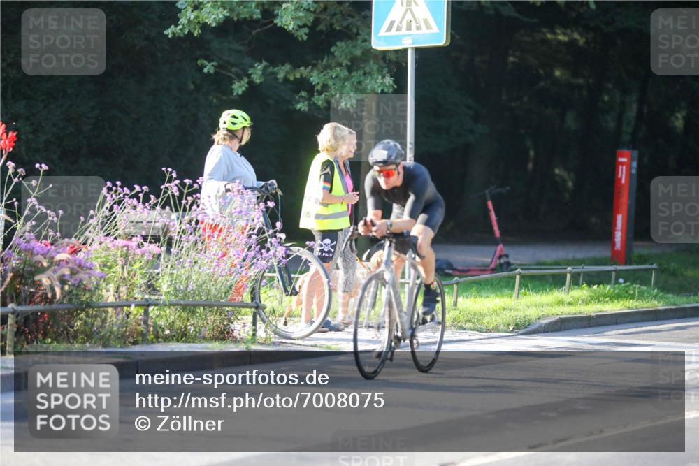 08.09.2024 - Stadtparktriathlon Zöllner http://msf.ph/oto/7008075 08.09.2024 08:52:17 Radfahren 31, 35, 40, 54, 63, 72, 76 meine-sportfotos.de