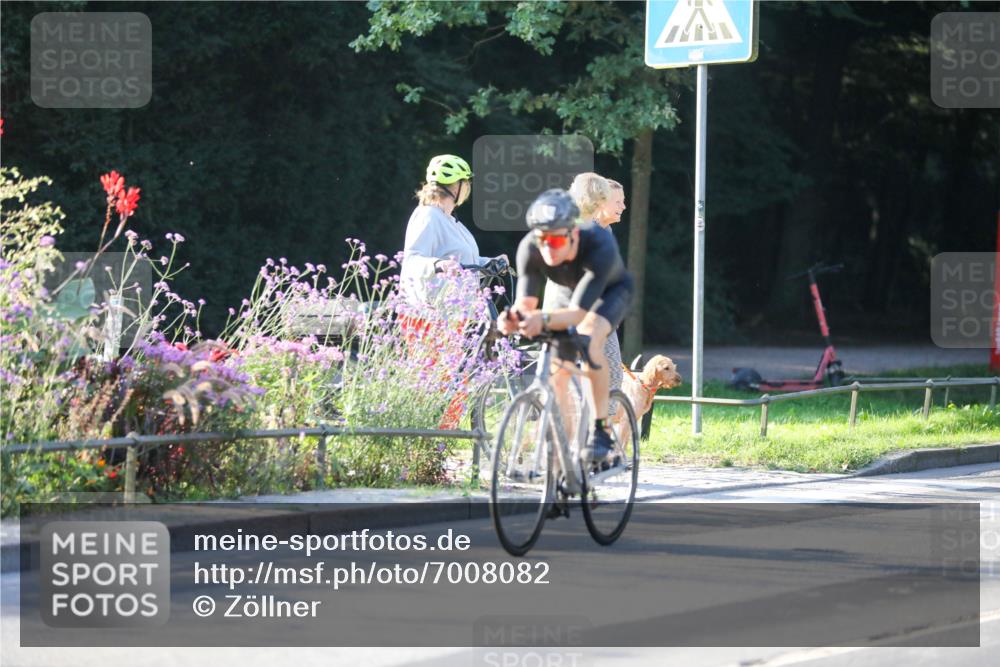 08.09.2024 - Stadtparktriathlon Zöllner http://msf.ph/oto/7008082 08.09.2024 08:52:17 Radfahren 31, 35, 40, 54, 63, 72, 76 meine-sportfotos.de