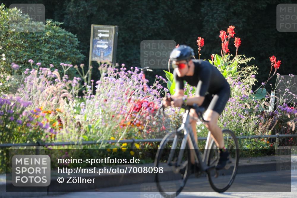 08.09.2024 - Stadtparktriathlon Zöllner http://msf.ph/oto/7008098 08.09.2024 08:52:18 Radfahren 21, 31, 35, 40, 63, 72, 76 meine-sportfotos.de