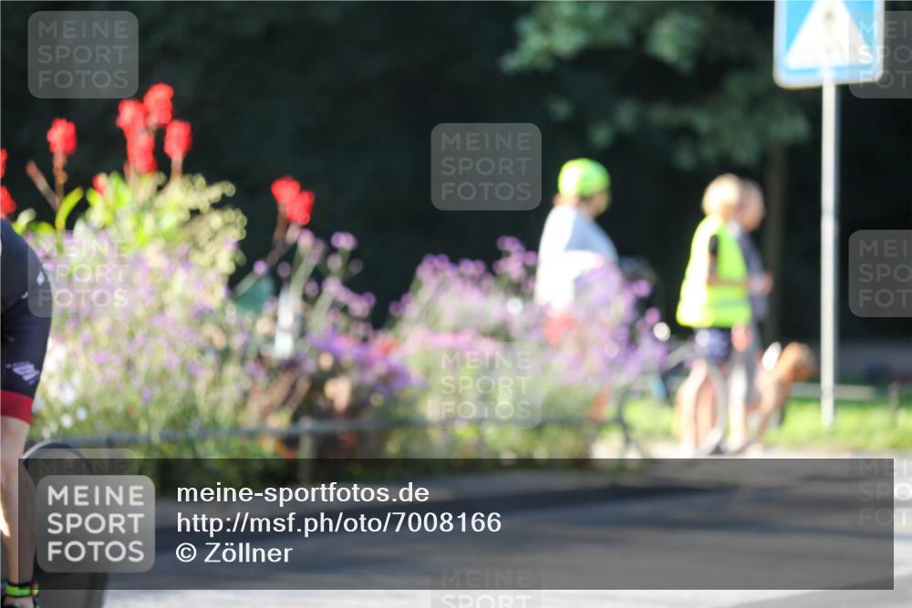 08.09.2024 - Stadtparktriathlon Zöllner http://msf.ph/oto/7008166 08.09.2024 08:52:21 Radfahren 15, 21, 27, 37, 40, 63, 72, 76 meine-sportfotos.de