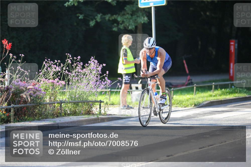 08.09.2024 - Stadtparktriathlon Zöllner http://msf.ph/oto/7008576 08.09.2024 08:53:11 Radfahren 8, 24, 30, 46, 58, 82 meine-sportfotos.de