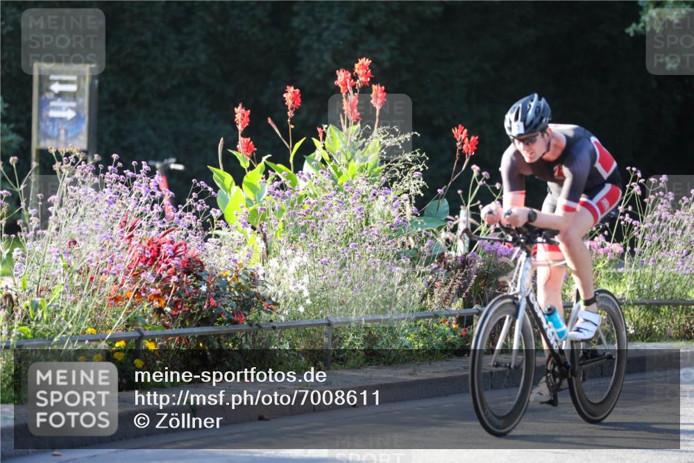 08.09.2024 - Stadtparktriathlon Zöllner http://msf.ph/oto/7008611 08.09.2024 08:53:12 Radfahren 8, 24, 30, 46, 58, 67, 82 meine-sportfotos.de