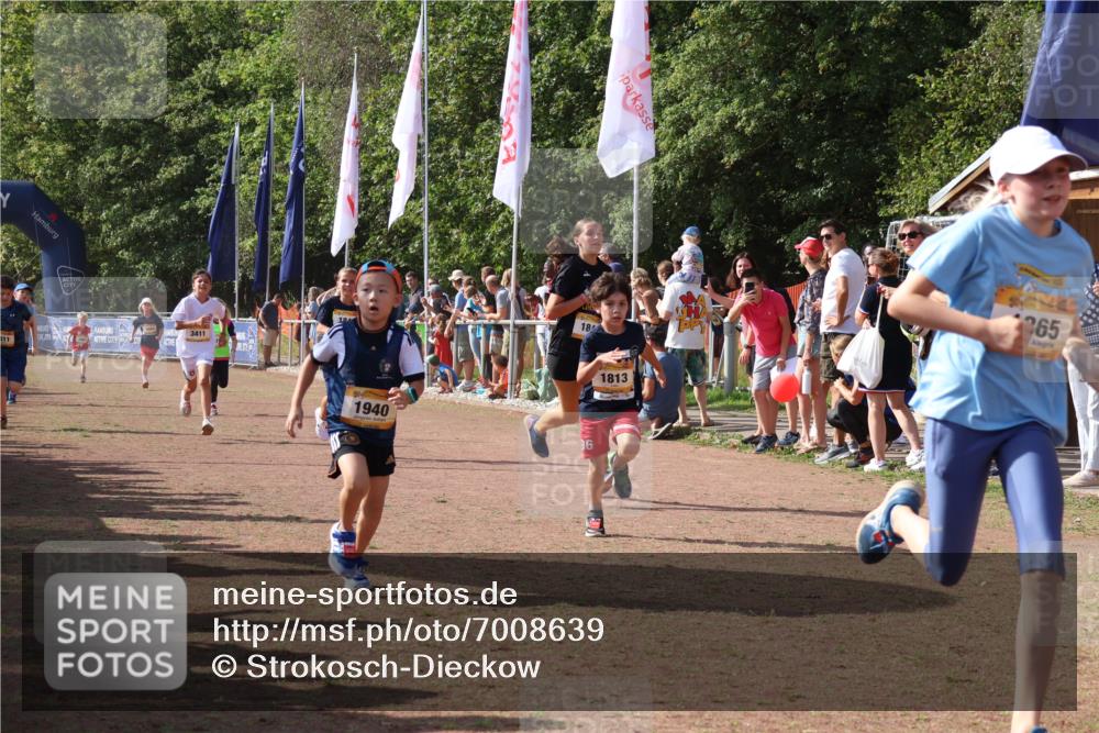 08.09.2024 - Airport Race Strokosch-Dieckow http://msf.ph/oto/7008639 08.09.2024 11:29:06 Ziel 1736, 1744, 1765, 1811, 1813, 1826, 1846, 1847, 1859, 1865, 1935, 1940, 3411, 3450 meine-sportfotos.de
