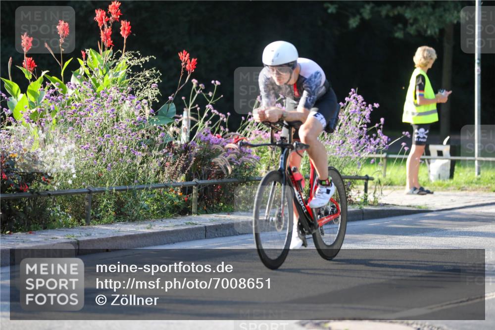 08.09.2024 - Stadtparktriathlon Zöllner http://msf.ph/oto/7008651 08.09.2024 08:53:14 Radfahren 8, 24, 30, 46, 58, 60, 67, 82 meine-sportfotos.de