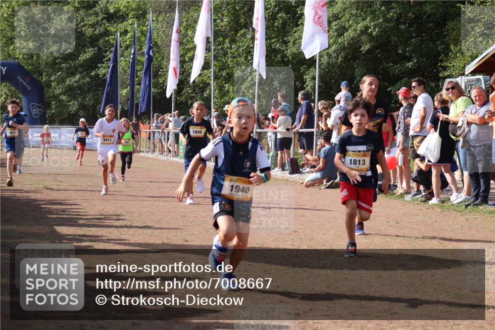 08.09.2024 - Airport Race Strokosch-Dieckow http://msf.ph/oto/7008667 08.09.2024 11:29:06 Ziel 1736, 1744, 1765, 1811, 1813, 1826, 1846, 1847, 1859, 1865, 1935, 1940, 3411, 3450 meine-sportfotos.de