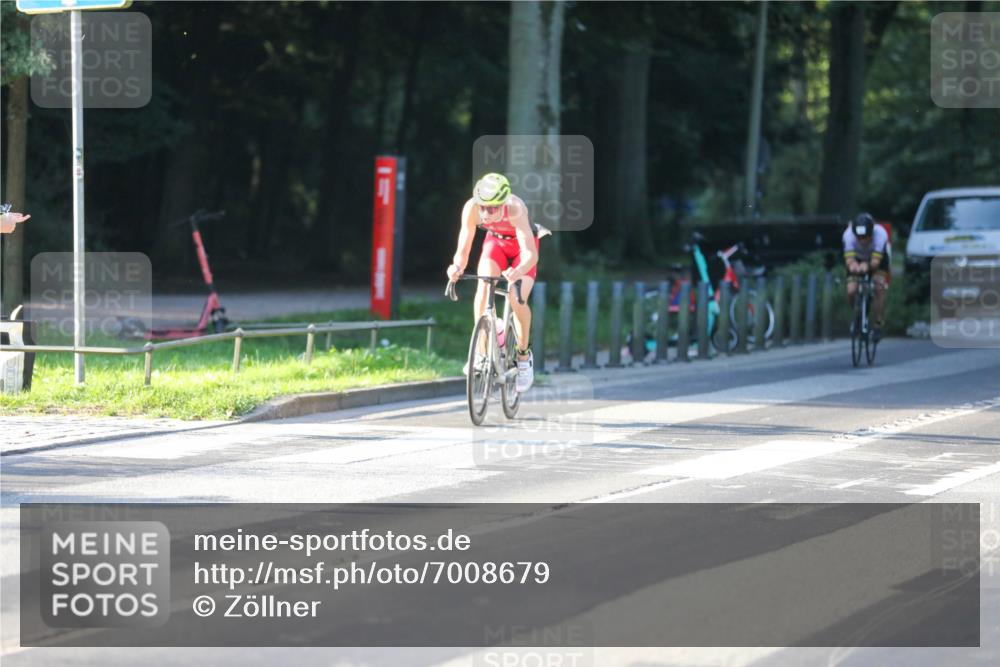08.09.2024 - Stadtparktriathlon Zöllner http://msf.ph/oto/7008679 08.09.2024 08:53:17 Radfahren 8, 24, 58, 60, 67 meine-sportfotos.de