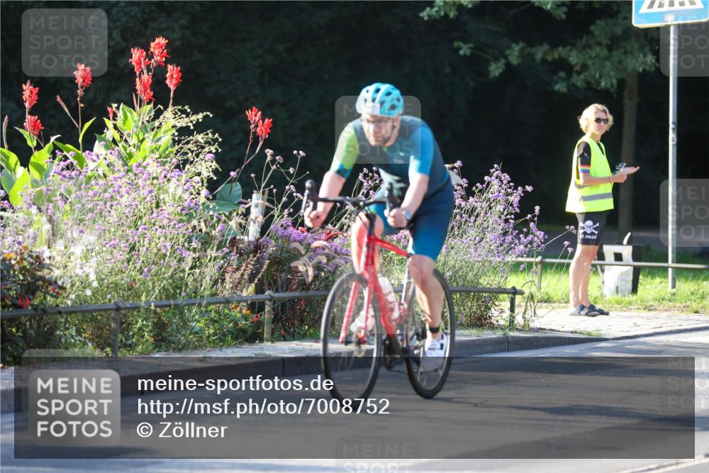 08.09.2024 - Stadtparktriathlon Zöllner http://msf.ph/oto/7008752 08.09.2024 08:53:23 Radfahren 58, 60, 67 meine-sportfotos.de