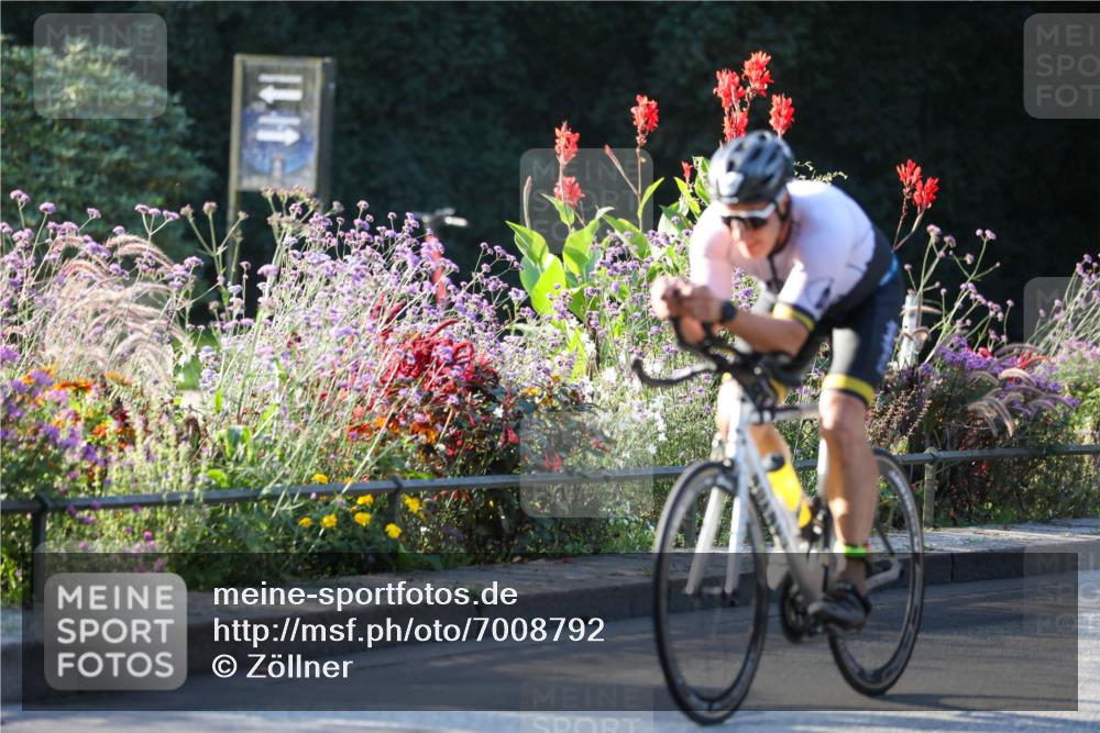 08.09.2024 - Stadtparktriathlon Zöllner http://msf.ph/oto/7008792 08.09.2024 08:53:26 Radfahren 10, 60, 67 meine-sportfotos.de