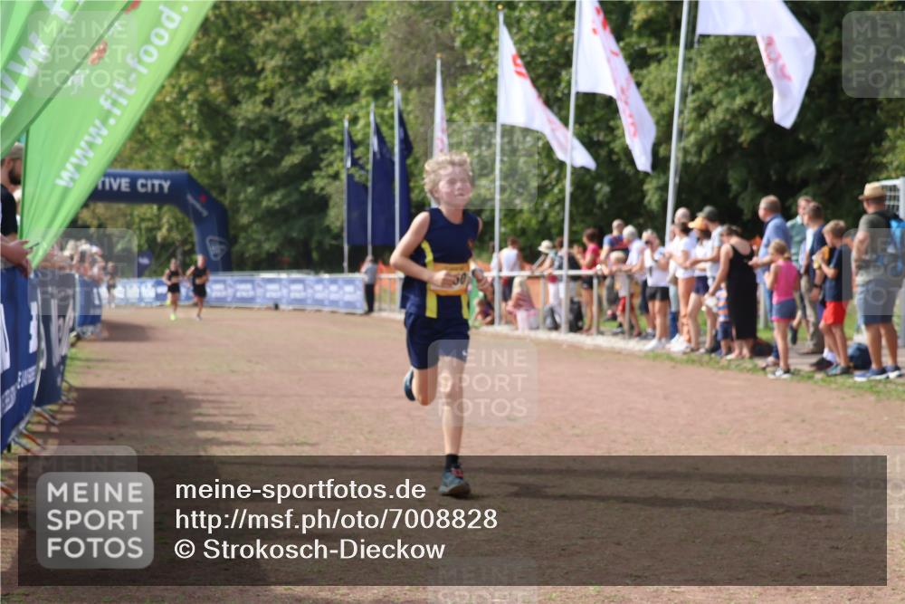 08.09.2024 - Airport Race Strokosch-Dieckow http://msf.ph/oto/7008828 08.09.2024 12:02:20 Ziel 2508, 2650, 2669 meine-sportfotos.de