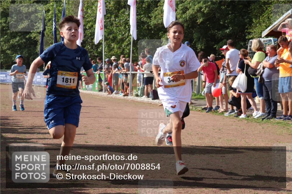 08.09.2024 - Airport Race Strokosch-Dieckow http://msf.ph/oto/7008854 08.09.2024 11:29:09 Ziel 1765, 1811, 1813, 1826, 1846, 1847, 1888, 1940, 3411, 3450 meine-sportfotos.de