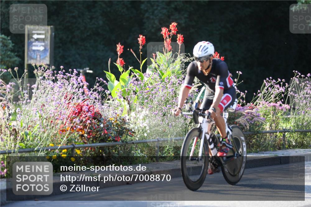 08.09.2024 - Stadtparktriathlon Zöllner http://msf.ph/oto/7008870 08.09.2024 08:53:42 Radfahren 53, 61, 88 meine-sportfotos.de
