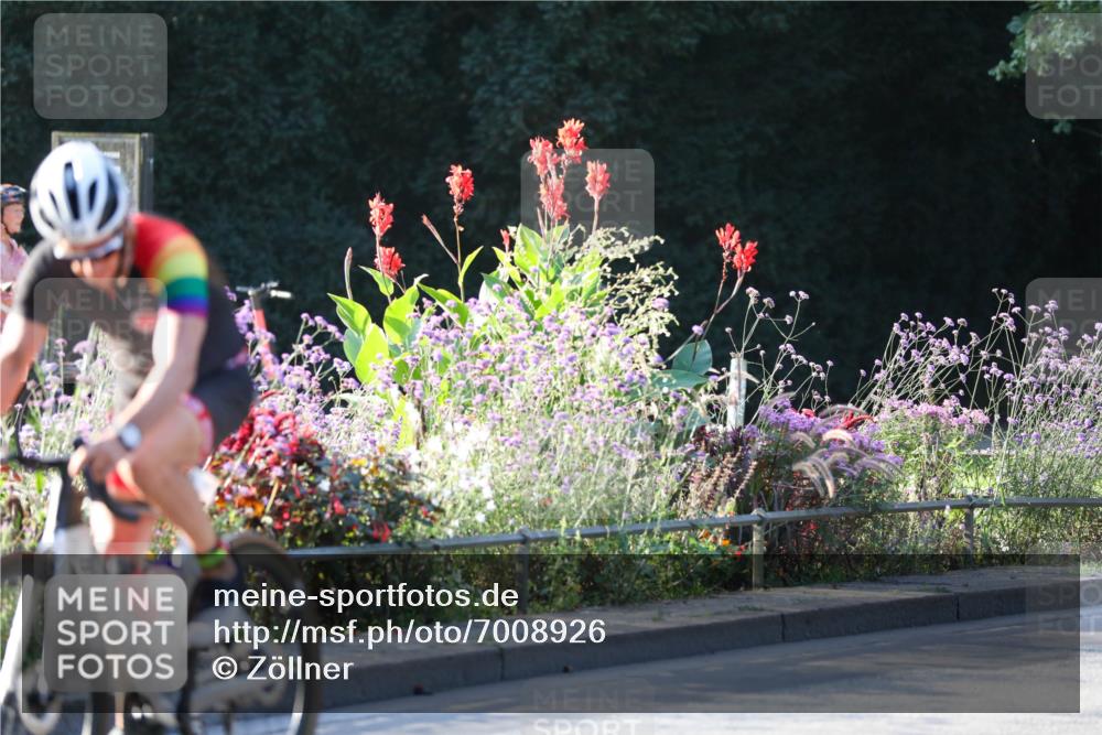 08.09.2024 - Stadtparktriathlon Zöllner http://msf.ph/oto/7008926 08.09.2024 08:53:56 Radfahren 6, 7, 13, 14, 16 meine-sportfotos.de